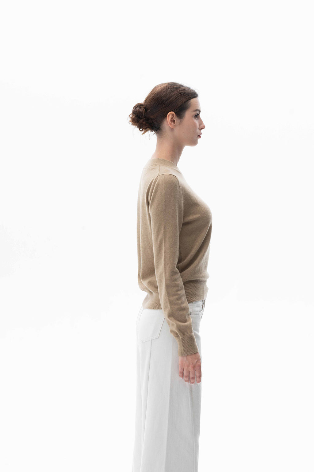 Minimalist Crewneck Cream